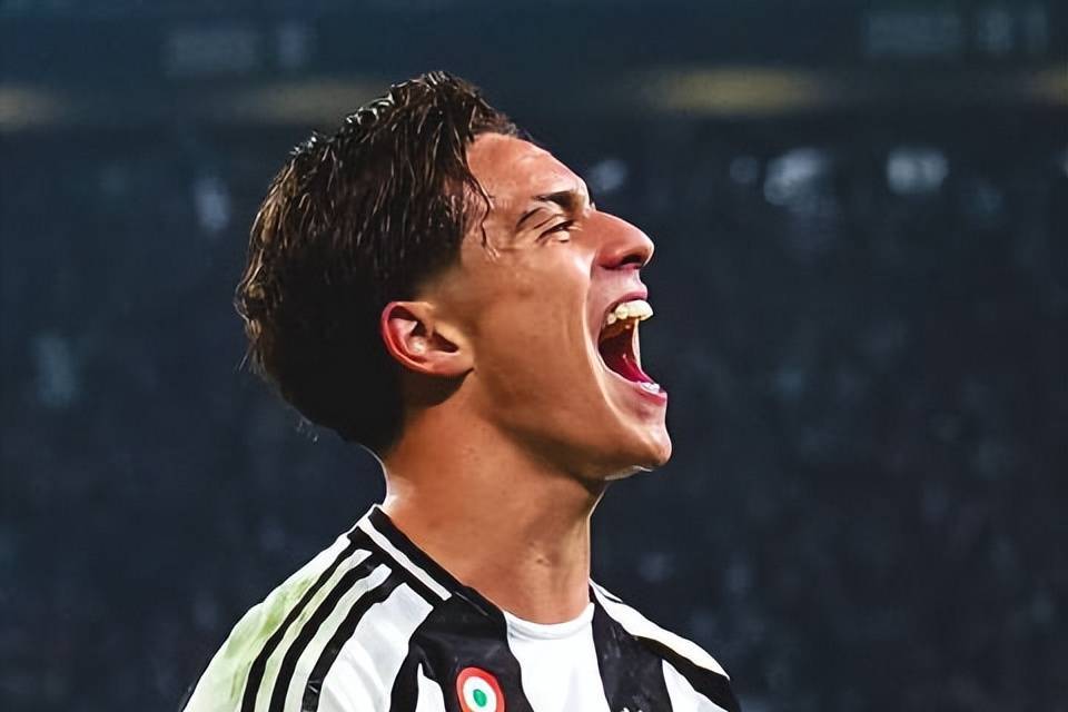 曼联相中斑马指挥官:接替B费的最佳人选?没9000万买不下来 曼联相中斑马指挥官:接替B费的最佳人选?没9000万买不下来