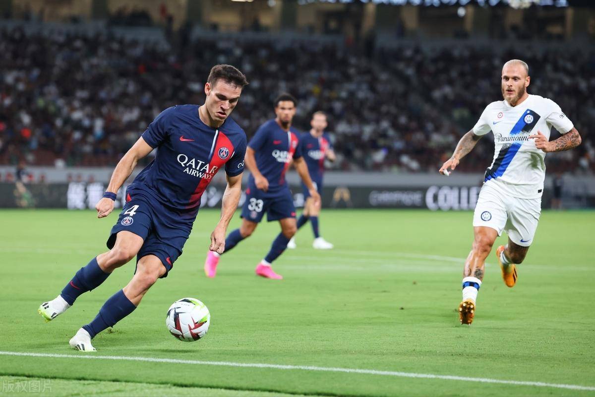 法甲巅峰战:巴黎圣日耳曼迎战斯特拉斯堡,榜首之争一触即发 法甲巅峰战:巴黎圣日耳曼迎战斯特拉斯堡,榜首之争一触即发