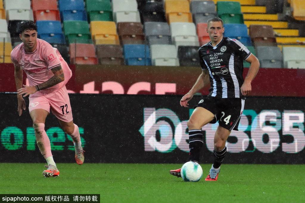 那不勒斯续约安古伊萨:从意甲冠军到未来的中场核心,他的价值在哪里? 那不勒斯续约安古伊萨:从意甲冠军到未来的中场核心,他的价值在哪里?