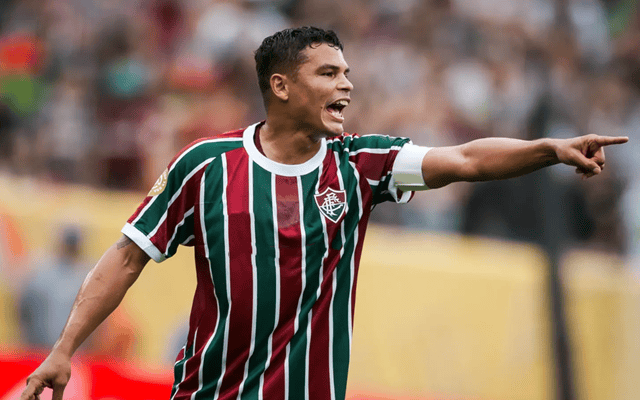 巴西甲:弗鲁米嫩塞状态一般,尤文图德表现不理想 巴西甲:弗鲁米嫩塞状态一般,尤文图德表现不理想